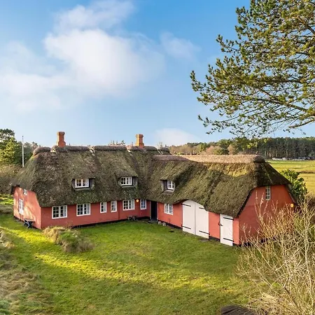 3 Bedroom Stunning In Romo
