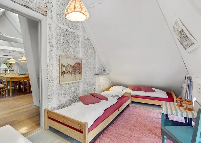 3 Bedroom Stunning In 펜션 *